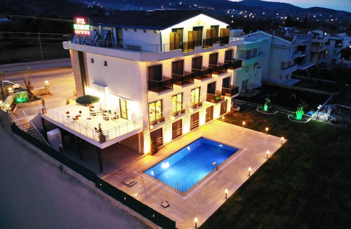Mordogan Hotel | MORDOĞAN Zeytinli Konak Butik Hotel
