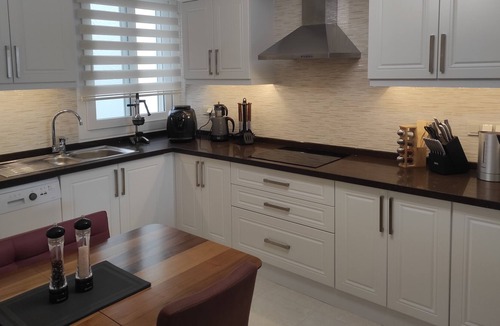 Kusadasi Apartment | New apartment with uninterrupted sea views, 3 bedrooms, 2 bathrooms