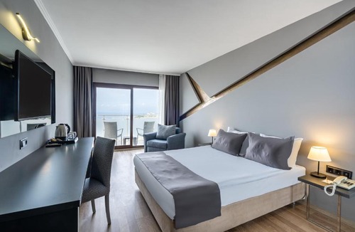 Kusadasi City Centre Hotel | Odelia Resort Hotel