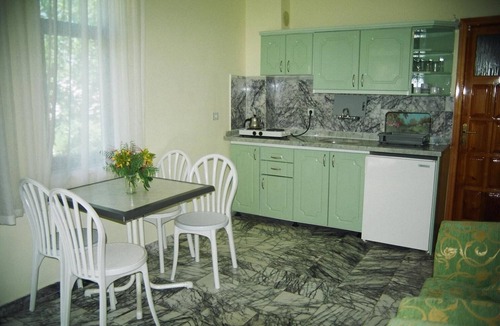 Icmeler Apartment | Ozay Apart Hotel