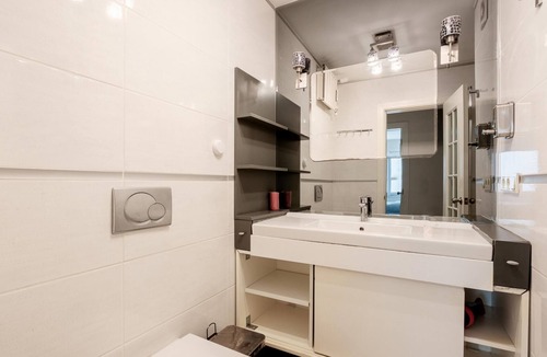 Besiktas Apartment | Panoramic Bosphorus View Flat 8 min to ZorluCenter
