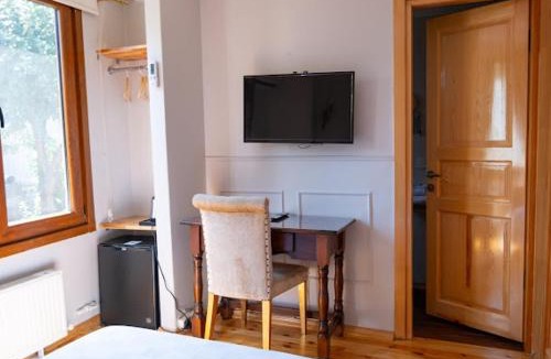 Balat Apartment | Pink Home 5