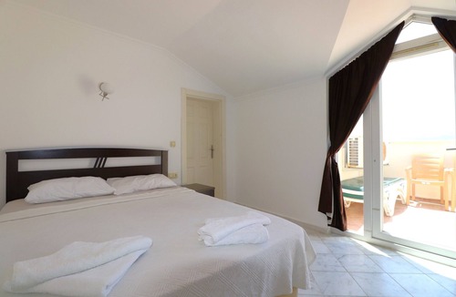 Fethiye City Center Apartment | Poseidon 6, 3 Bedroom Apartment with Unobstructed Beach and Sea views.
