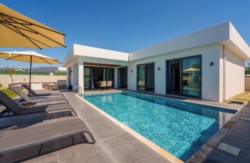 Fethiye City Center Villa | Private Luxury Villa with Pool&Garden in Fethiye – Perfect for Families&Couples