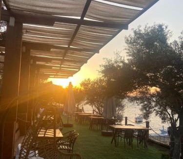 Ayvalik Hotel | QCUNDA OTEL