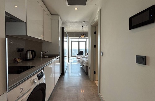 Bomonti Apartment | Queen Bomonti Studio | Panoramic City Living
