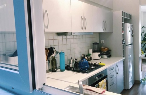 Cihangir Apartment | Quiet and Charming 2-bedroom apartment with WiFi, AC in the heart of Istanbul