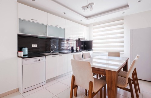 Avsallar Apartment | Residence w Pool, Terrace 5 min to Beach in Alanya