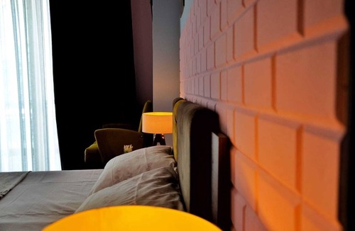 Pendik Cabin | Retro Suites
