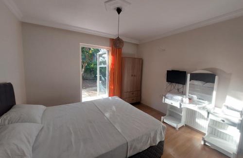 Oludeniz Bed & Breakfast | Room near Lykia Way Oludeniz Pool