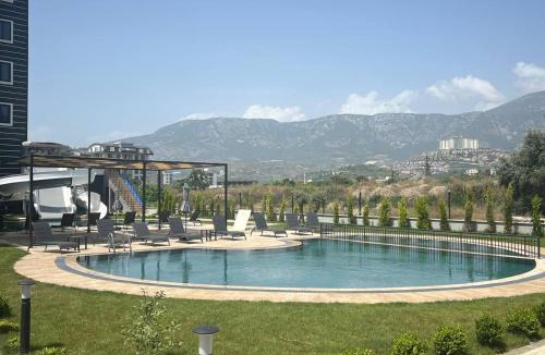 Kargicak Apartment | Salam Residence 2 - Ladies-Only Pool & Family Pools
