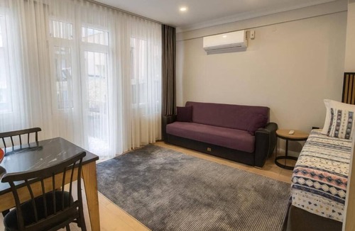 Emin Sinan Apartment | Sare Apartment Sultanahmet