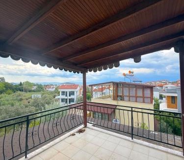 Ayvalik Villa | Sea View Terrace House w Garden Near Cunda Island