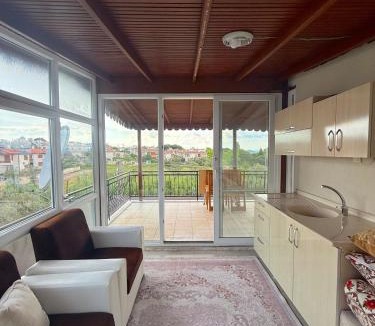 Ayvalik Villa | Sea View Terrace House w Garden Near Cunda Island