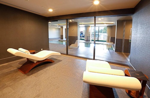 Mustafakemalpasa Hotel | Secure Central Eclectic 1BRs in Luxury Residence w 2 Pools Gym Sauna Basketball Court Meeting Room Free Parking Concierge close to Istanbul Expo Center