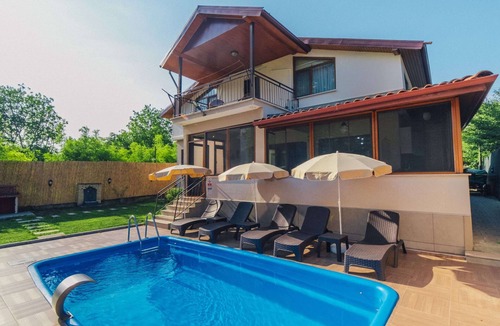Kartepe Villa | Shore of Sapanca Lake Sepetçi Lakehouse – Nature Lovers’ Dream