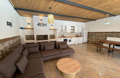 Oludeniz Villa | Spacious 5 Bedrooms Private Heated Outdoor Pool, Pool Table, Table Tennis, BBQ