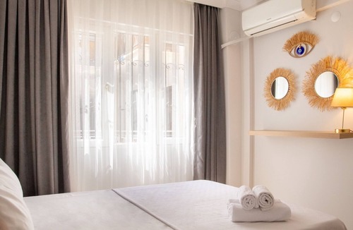 Camlık Mahallesi Apartment | Spacious and Furnished Flat Next to Beach in Didim
