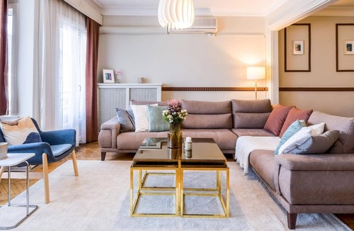 Sisli Apartment | Spacious flat 5 min to Citys Nisantasi in Sisli