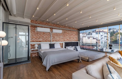 Tophane Apartment | Spacious Terrace Apartment with 360 Bosphorus Views & Elevator