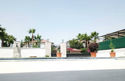 Dalyan Villa | Stunning 4-Bed Villa Grey 4 bedrooms private pool