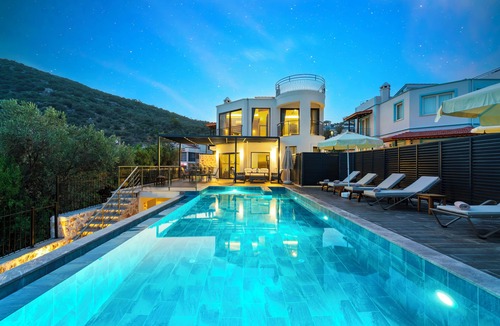 Kalkan Villa | Stunning holiday villa with a private swimming pool up to 8