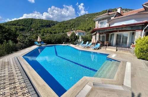 Fethiye Villa | Stunning Villa Sana Perfect Condition, Private 100 m³ Pool & 1000m2 Garden WIFI