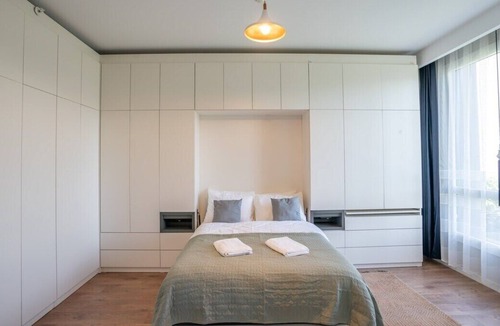 Mahmutbey Apartment | Stylish 1-Bedroom Apt- Experience City's Pulse
