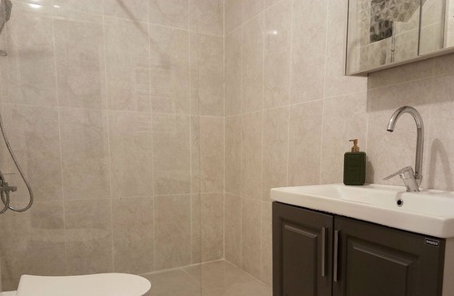 Moda Apartment | Stylish 2 Bed Flat in the Center of Kadikoy