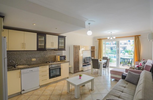 Fethiye City Center Apartment | Sunset Beach Club Three bedroom Apt Light House13