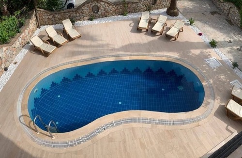 Fethiye City Center Villa | Superb 4 bed,4 bath villa, private pool,WI-FI,UKTV prime location in Calis Beach