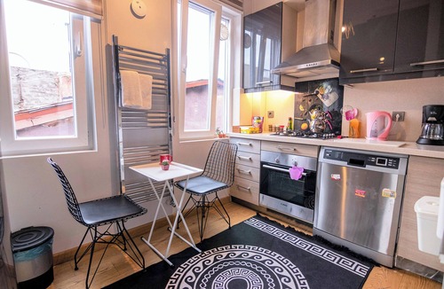 Taksim Apartment | Taksim 2 Bedroom Apartment - 3AC