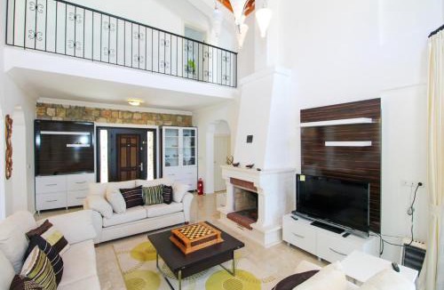 Uzumlu Villa | Tekce Tranquil Nature Villa Yesiluzumlu N17