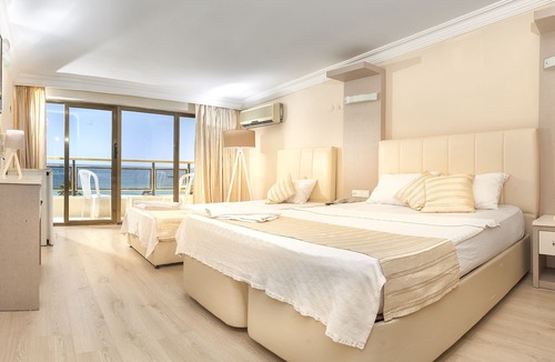 Altinkum Hotel | Temple Beach Hotel