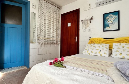 Bozcaada Hotel | Tenedos Tatil Odaları