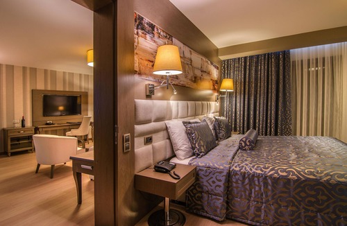 Kadnlar Denizi Mahallesi Hotel | The Grand Blue Sky International