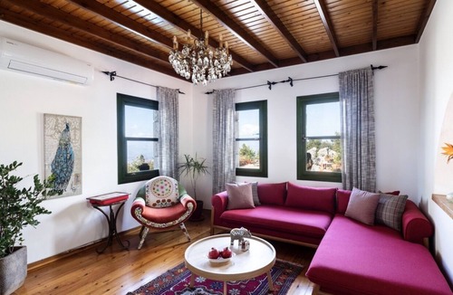 Yesiluzumlu Villa | The Regency Cottage - Two Bedroom Villa, Sleeps 4