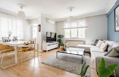 Kadikoy Apartment | Traquille and Artsy 3-bedroom apartment with AC @ Museum Gazhane