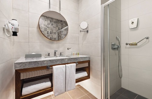 Zeytinburnu Hotel | Tryp by Wyndham Istanbul Topkapi