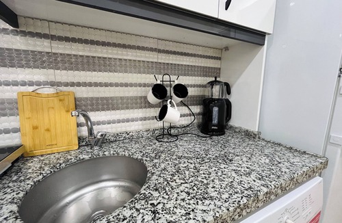 Kabatas Apartment | Two-Bedroom Apartment with Balcony in Taksim - No: 12