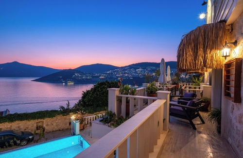 Kalkan Villa | Ultra-Luxury Villa Panoramic Kalkan Bay Views Steps from Beach Clubs & Town