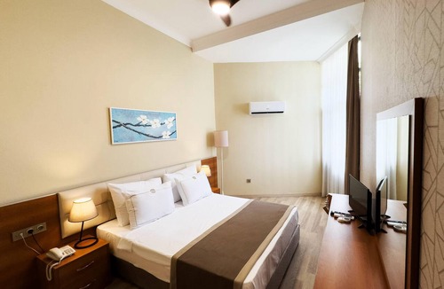 Fethiye City Center Hotel | Uras Beach Hotel