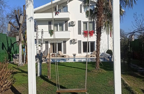 Sapanca Villa | VİLLA ATLAS 12- 16 KİŞİLİK 6 ODA 5 BANYO