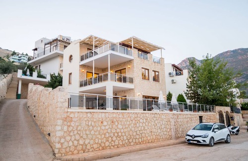 Kalkan Villa | Villa Abriana - Ortaalan, large villa inside and out, good sized pool.
