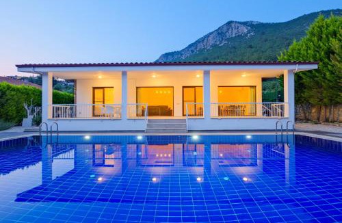 Uzumlu Villa | Villa Albina