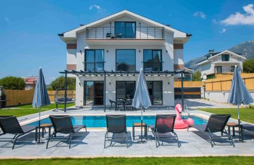Oludeniz Villa | Villa Bahar 2 Triplex Luxury New Villa in Fethiye Oludeniz!