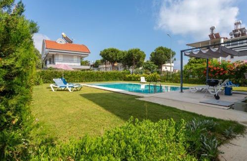 Bogazkent Villa | Villa Belinda - Spacious 3BR Beach Villa with Shared Pool in Boğazkent