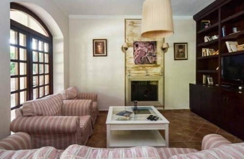 Bitez Villa | Villa for Rent with Private Pool in Bodrum Bitez Beach #534