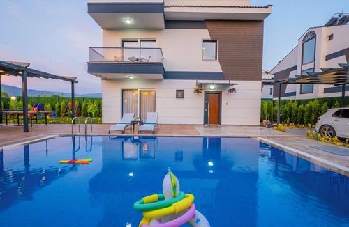 Ciftlik Villa | Villa HK Serenity-Luxury villa with private pool close to the beach