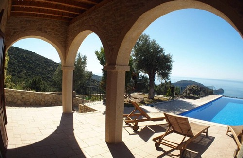 Mesudiye Villa | Villa Kaya Mesudiye - A country house with stunning sea views